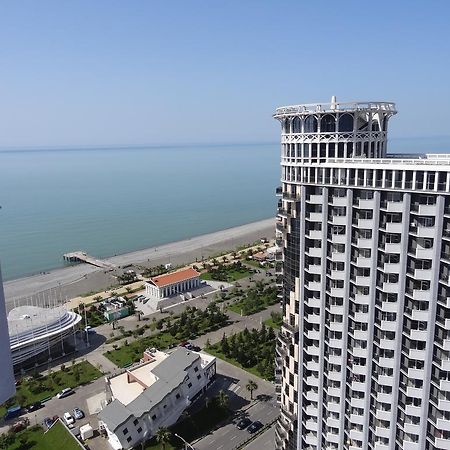 Apartment On Khimshiashvili バトゥーミ 部屋 写真