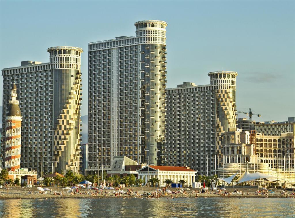 Apartment On Khimshiashvili バトゥーミ 部屋 写真